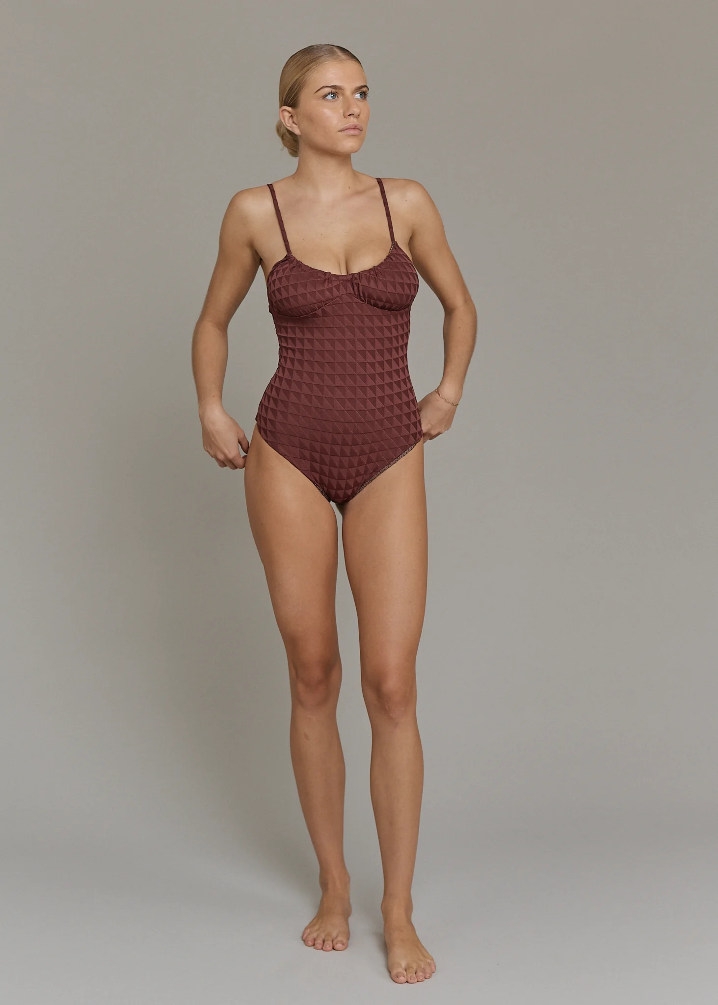 LINDEN FULL PIECE - PRE-FALL 2025