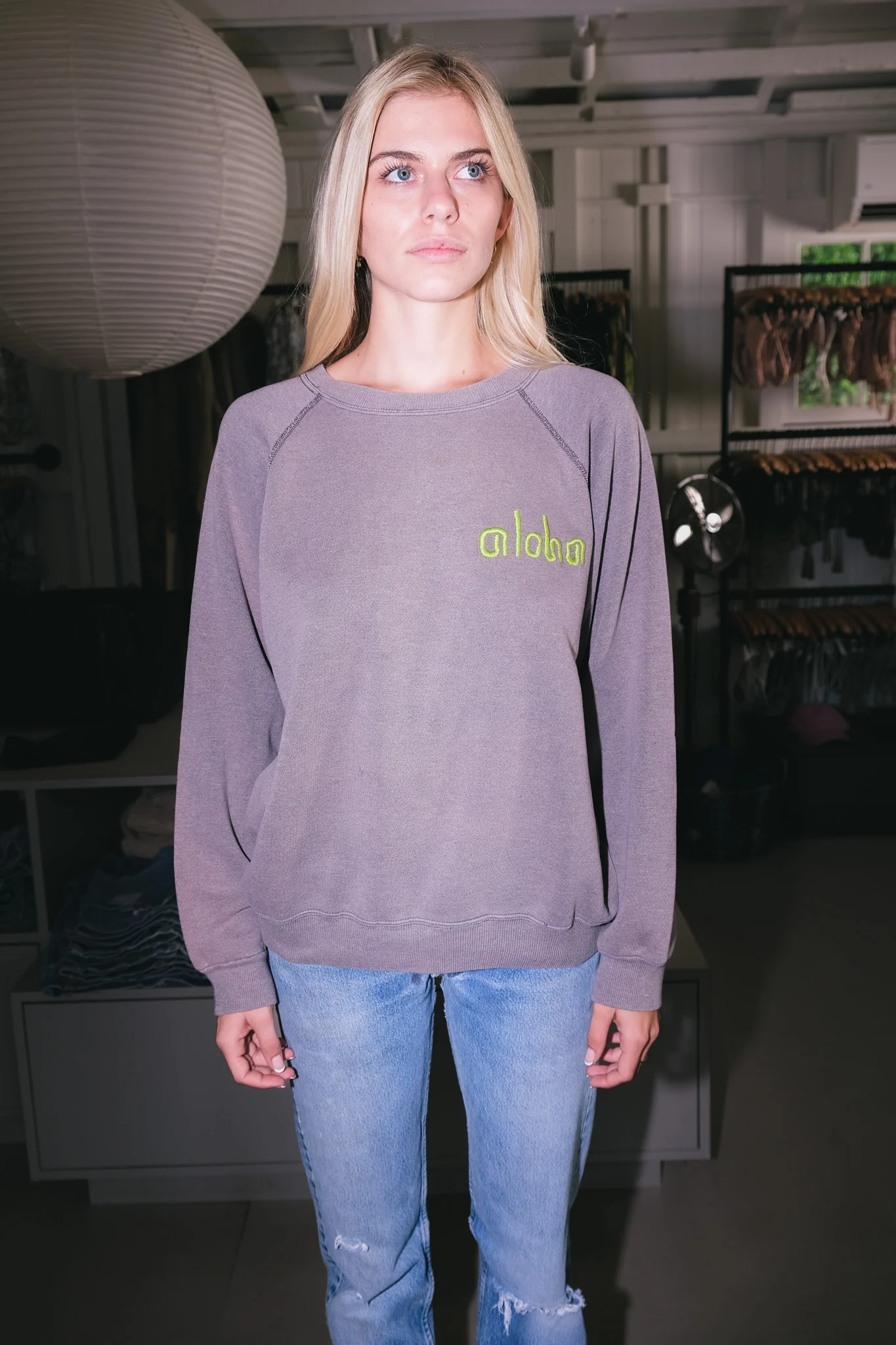 VINTAGE FOR PEOPLES SWEATSHIRT - Image 4