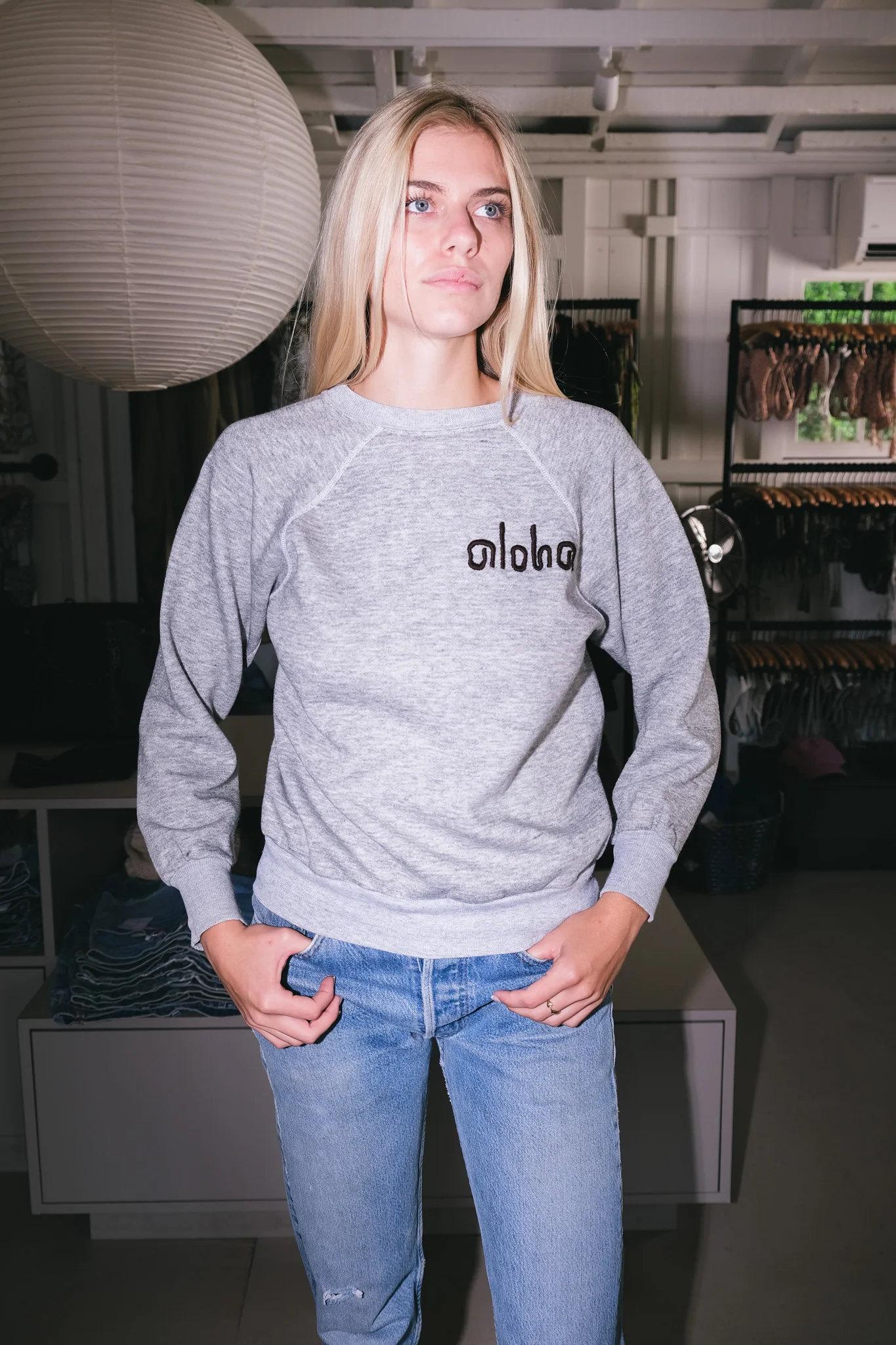VINTAGE FOR PEOPLES SWEATSHIRT - Image 5